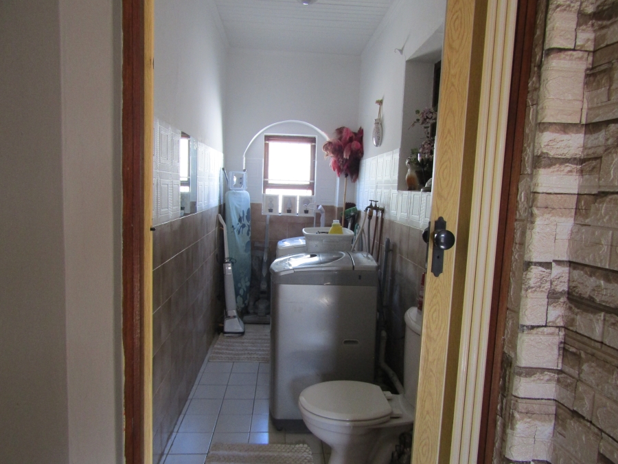 Commercial Property for Sale in Kareedouw Eastern Cape